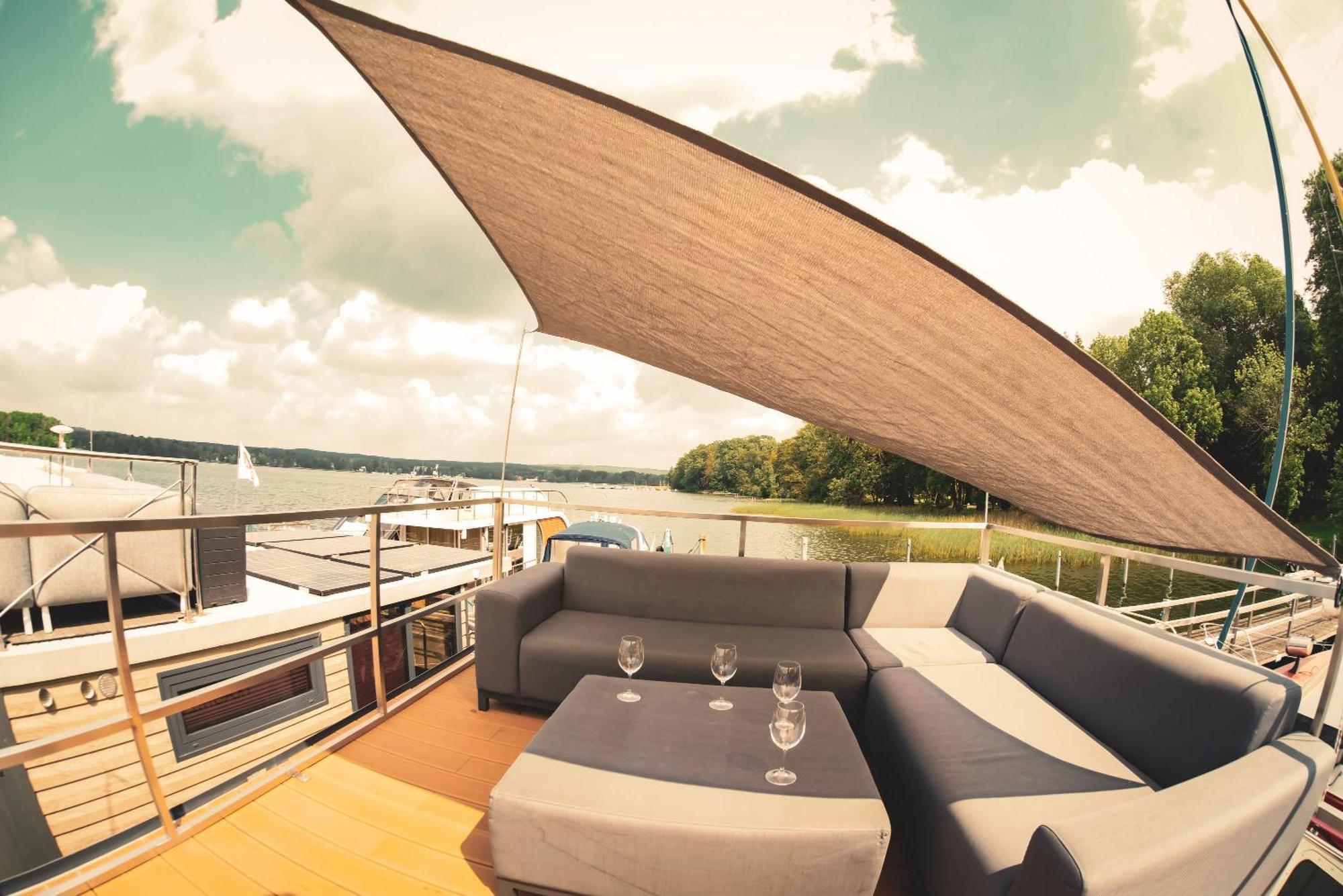 Traumzeitboot2 Auf Dem Scharmuetzelsee 巴特萨罗皮斯库夫 外观 照片
